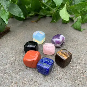 7pcs frumoase naturale diferite de Cristal tipul de piatră prețioasă meditație reiki de vindecare de cristal cub de piatra ridicata pentru nunta, cadou de întoarcere